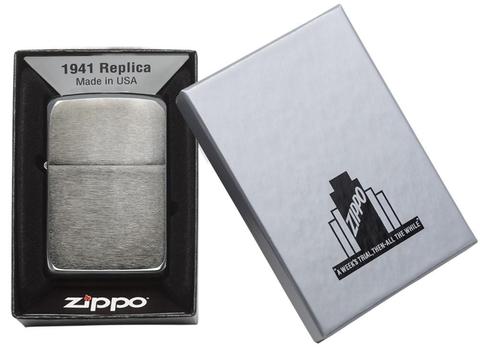 Зажигалка ZIPPO 1941 Replica ™ с покрытием Black Ice ® 24096