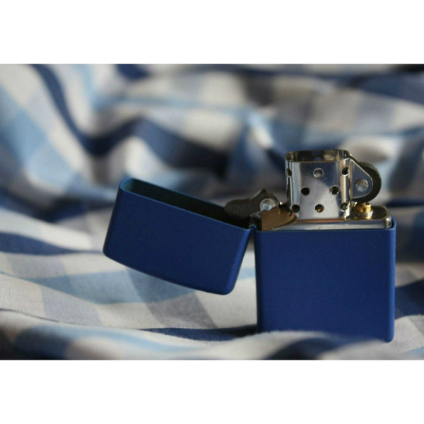 Зажигалка Zippo Classic Royal Blue Matte