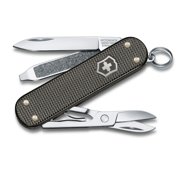 Нож-брелок VICTORINOX Classic Alox LE 2022 0.6221.L22