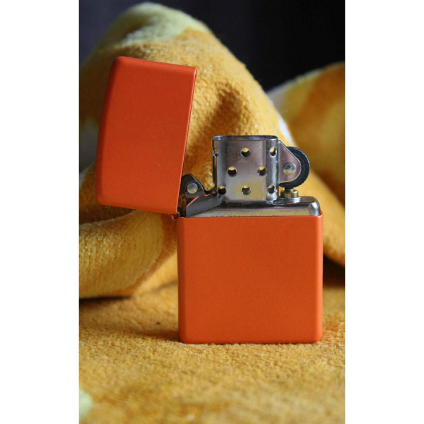 Зажигалка Zippo Classic Orange Matte