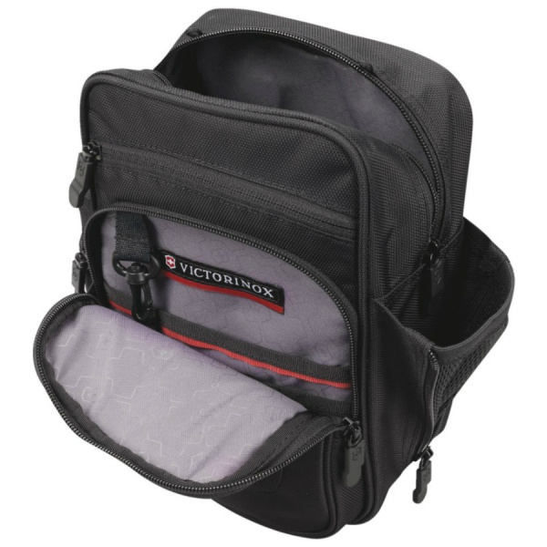 Вертикальная сумка с наплечными ремнями Deluxe Travel Companion VICTORINOX