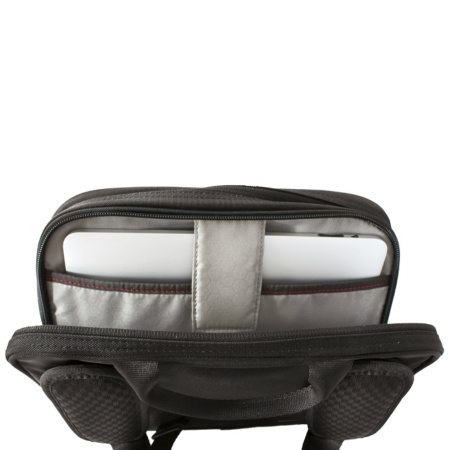 Сумка горизонтальная Travel Companion с системой защиты данных RFID VICTORINOX