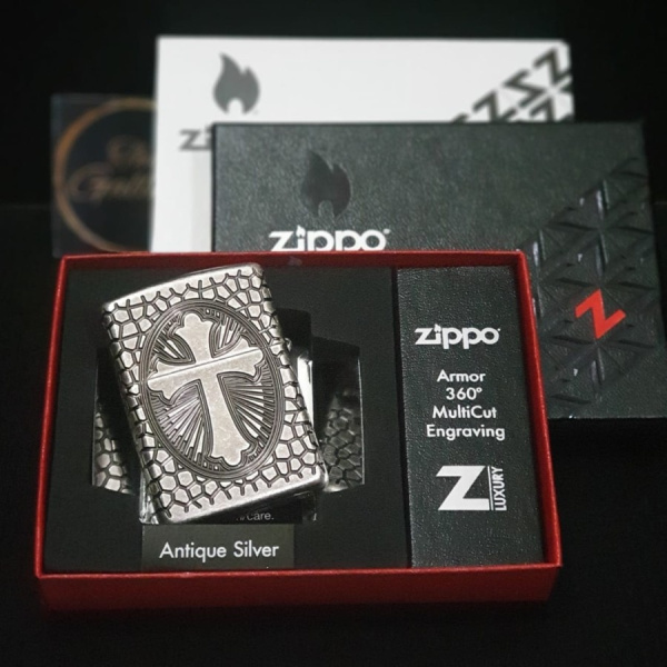 Зажигалка Zippo Armor