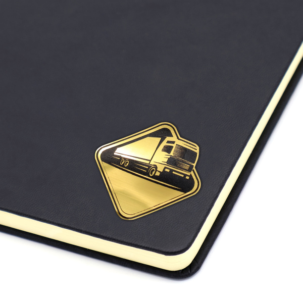 Ежедневник с шильдом-наклейкой - фура, черный