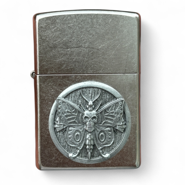Зажигалка Zippo 207 Moth with Skull