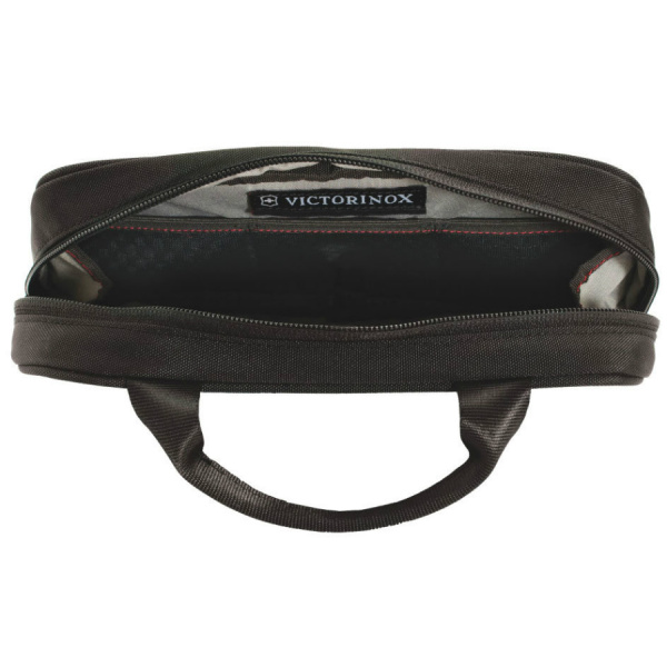 Несессер VICTORINOX Lifestyle Accessories 4.0 Overmight Essentials Kit