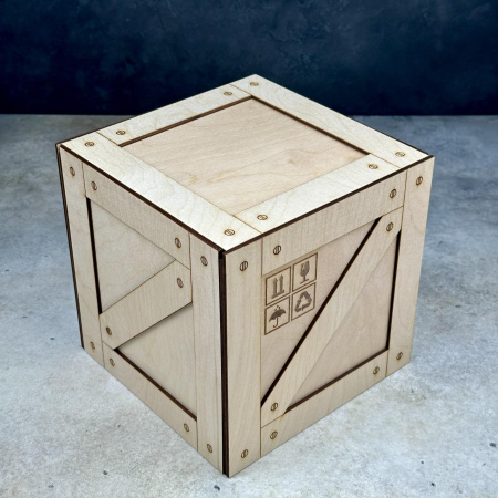 Подарочная коробка из фанеры Посылка (квадратная)