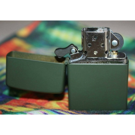 Зажигалка Zippo Classic Green Matte
