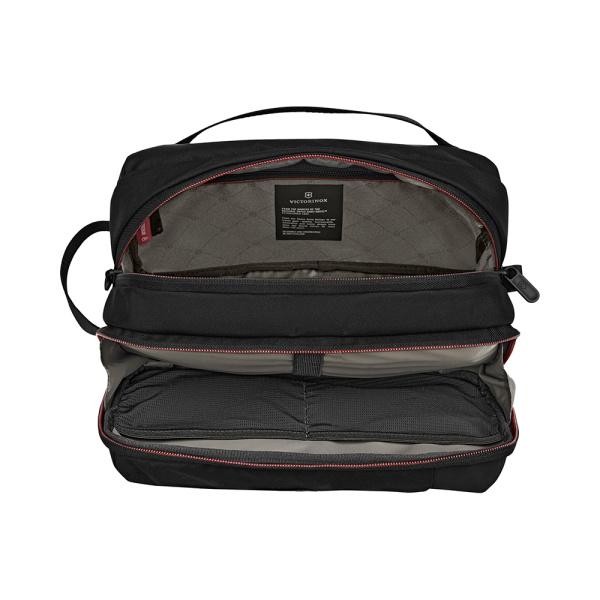 Несессер VICTORINOX Travel Essentials Toiletry Bag 653373