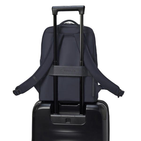 Рюкзак VICTORINOX Victoria Signature Compact Backpack 612204