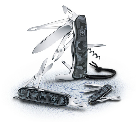 Нож-брелок VICTORINOX Classic SD Navy Camouflage 0.6223.942