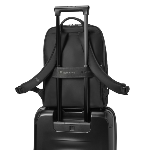 Рюкзак VICTORINOX Victoria Signature Deluxe Backpack 612201