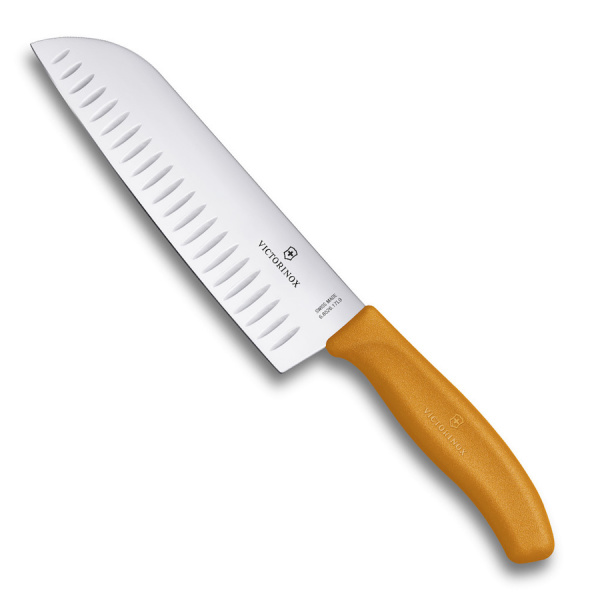Нож VICTORINOX Santoku, лезвие 17 см рифленое, оранжевый, в картонном блистере
