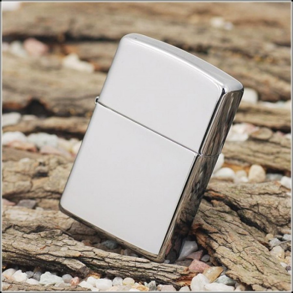 Зажигалка Zippo High Polish Chrome