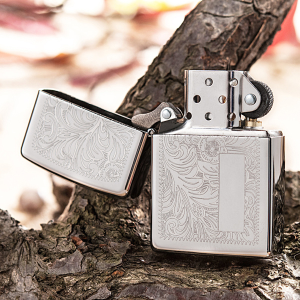 Зажигалка Zippo Venetian Chrome