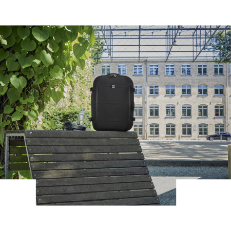 Рюкзак VICTORINOX Crosslight Boarding Bag 612423