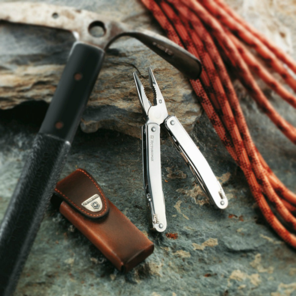 Мультитул VICTORINOX SwissTool Spirit XC Plus Ratchet в кожаном чехле