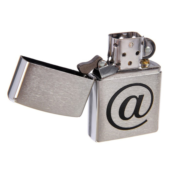 Зажигалка Zippo Internet
