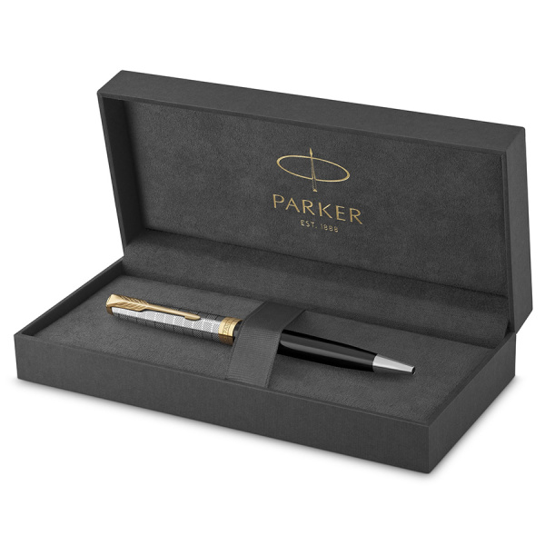 Шариковая ручка Parker Sonnet Premium K537 - Metal Black GT