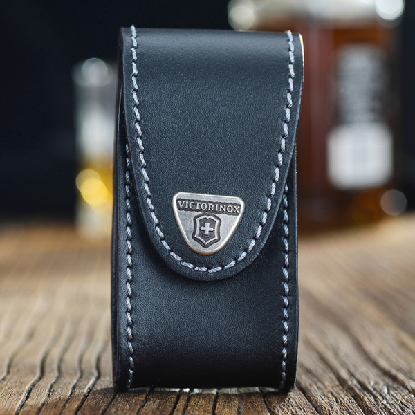 Чехол кожаный VICTORINOX для ножей 91 мм, толщиной 5-8 уровней