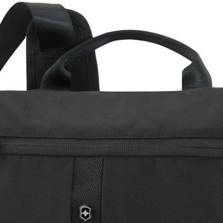 Горизонтальная наплечная сумка Commuter Pack VICTORINOX