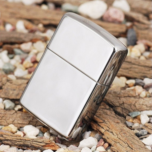 Зажигалка Zippo