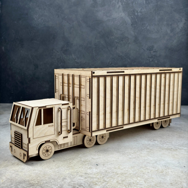 Подарочная коробка Фура