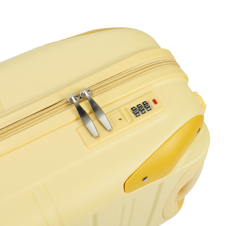 Чемодан TORBER В Отпуск T1225Y-S
