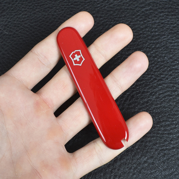 Передняя накладка для ножей VICTORINOX 91 мм, пластиковая, красная