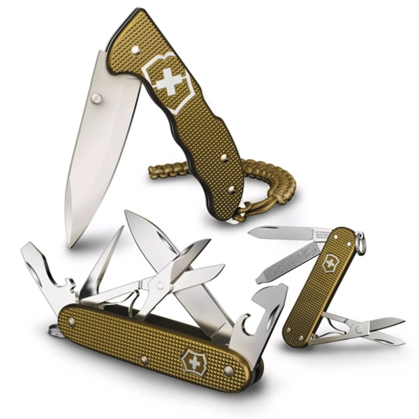Складной нож Victorinox PIONEER X Terra Brown 93 мм.