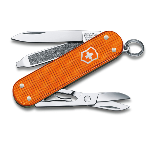 Нож-брелок VICTORINOX Classic Alox LE 2021 0.6221.L21