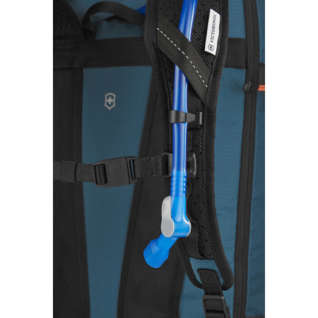 Рюкзак VICTORINOX Altmont Active L.W. Compact Backpack 606898